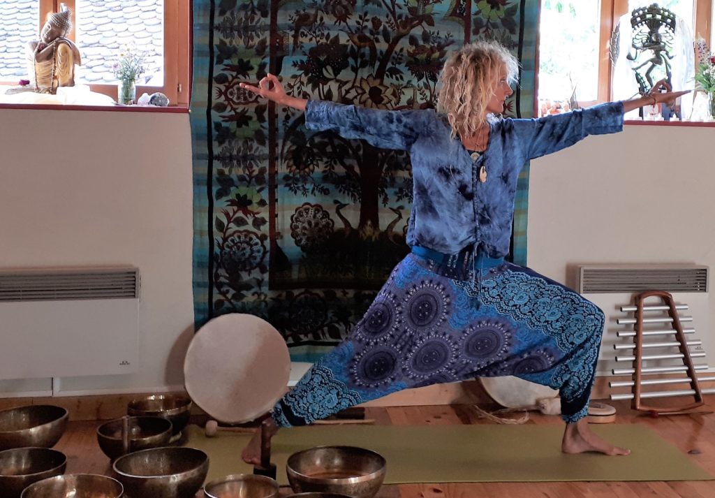 KURMAOM YOGA COURS STAGES SOINS HOLISTIQUES CHAMANISME (1)